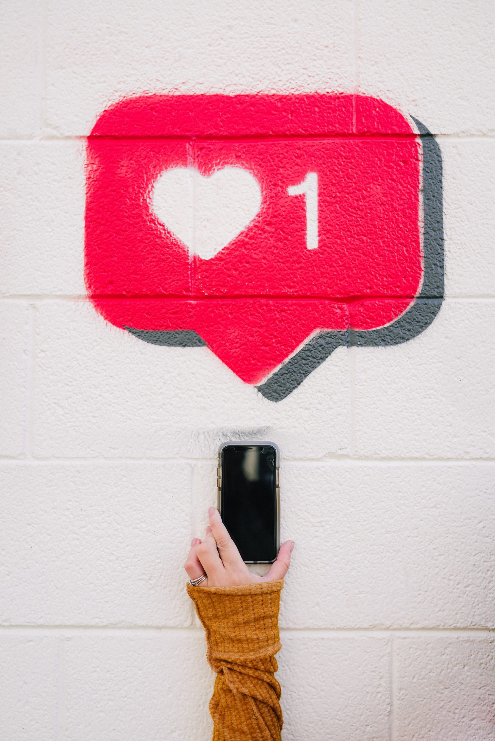 what-does-a-social-media-manager-do-upswept-creative